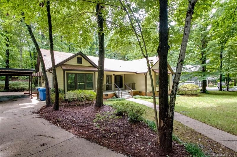 5422 Birchhill Rd, Mint Hill, NC 28227