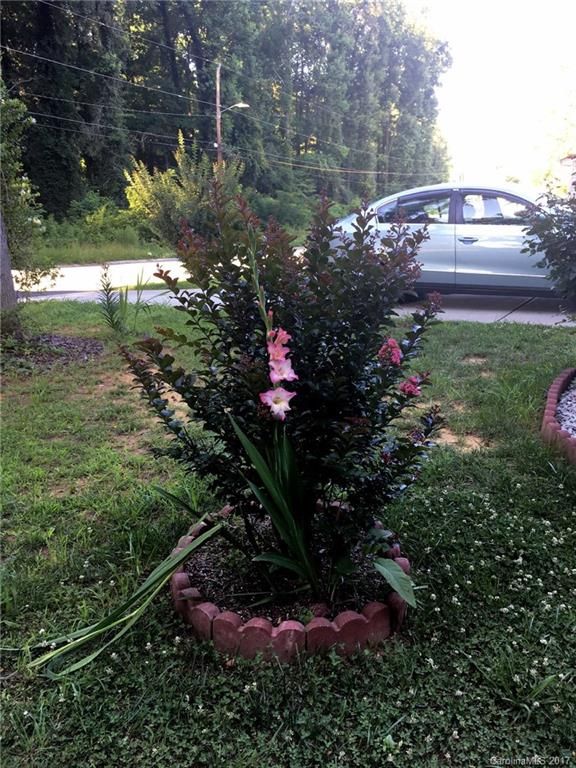 7620 Lane Dr, Charlotte, NC 28212
