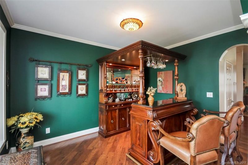 135 Micah Ln, Iron Station, NC 28080