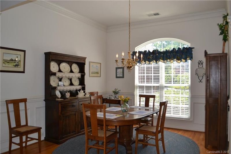 61 Pond View Ln, Fort Mill, SC 29715