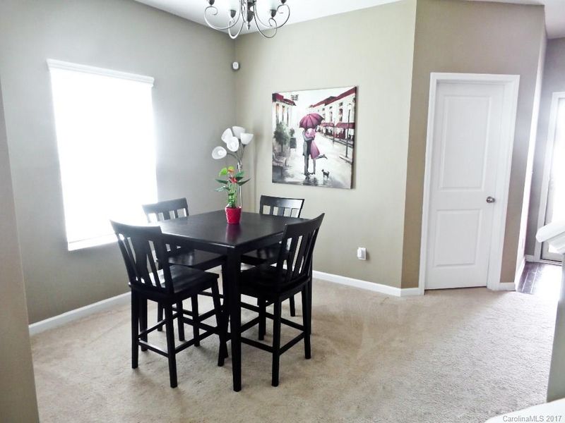 472 Dutch White Dr, Clover, SC 29710