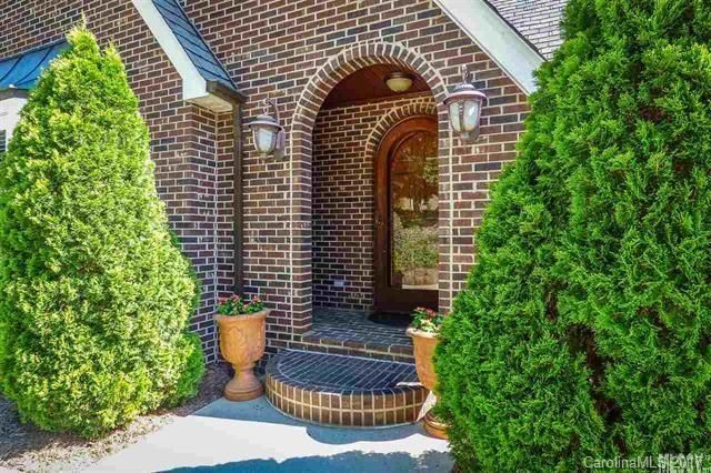 470 44th Avenue Dr NW, Hickory, NC 28601
