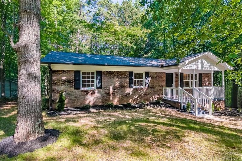30 Northbrook Dr, York, SC 29745