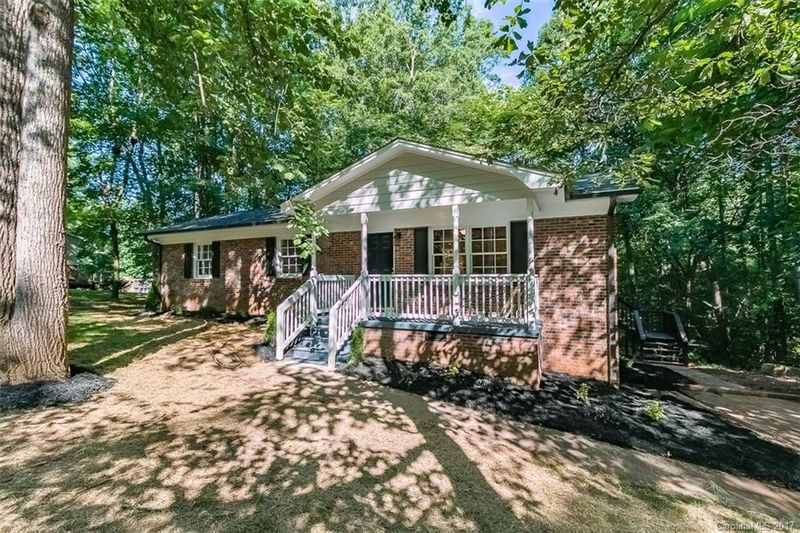 30 Northbrook Dr, York, SC 29745