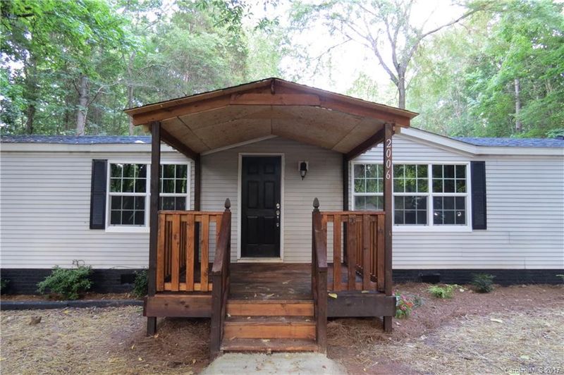 2006 Big Dipper Dr, Clover, SC 29710