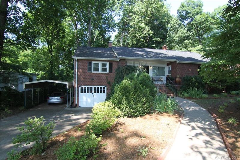 110 Lakewood Rd, Belmont, NC 28012
