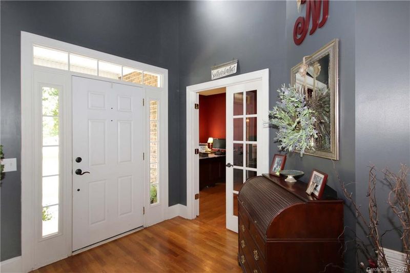 10529 Washam Potts Rd, Cornelius, NC 28031