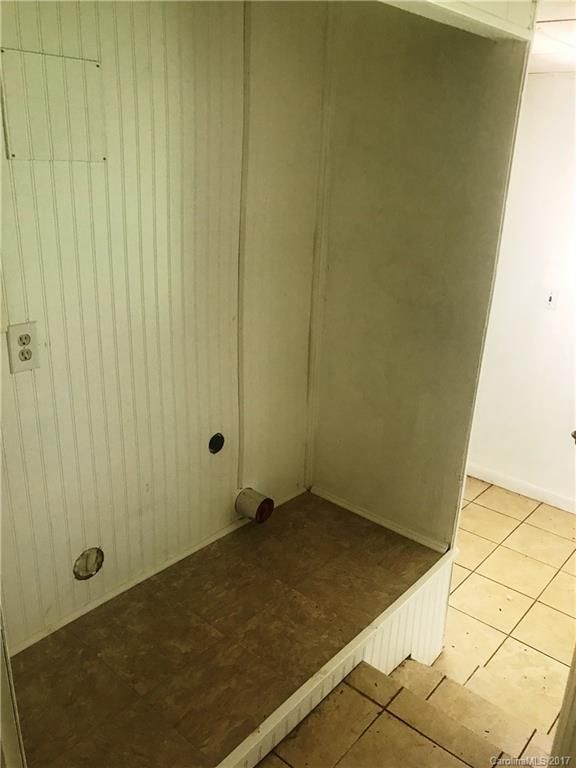 449 Brevard St, Statesville, NC 28677
