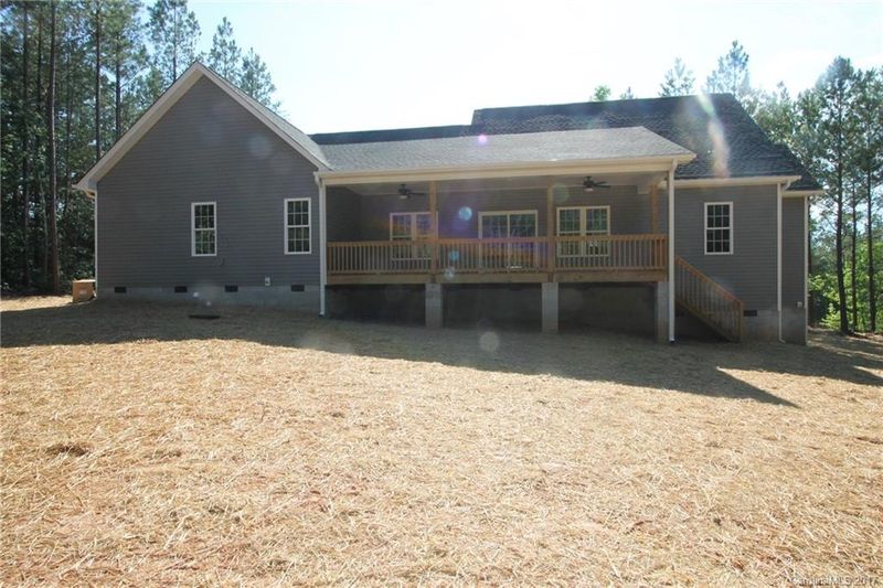 3399 Long Cedar Ln, Alexis, NC 28006