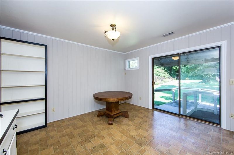 1701 Lakedell Dr, Charlotte, NC 28215