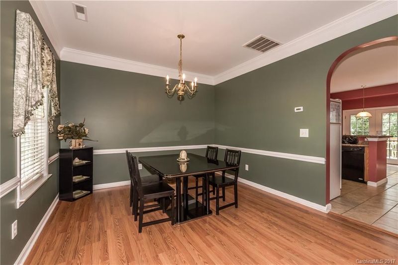 10400 Madison Park Dr, Charlotte, NC 28269