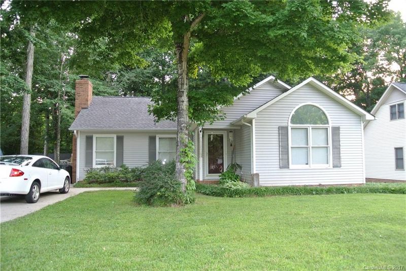 2475 Applegate Dr #20, Concord, NC 28027