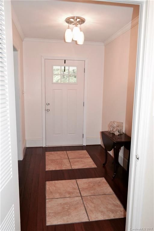 400 Idlewood Dr, Kannapolis, NC 28083