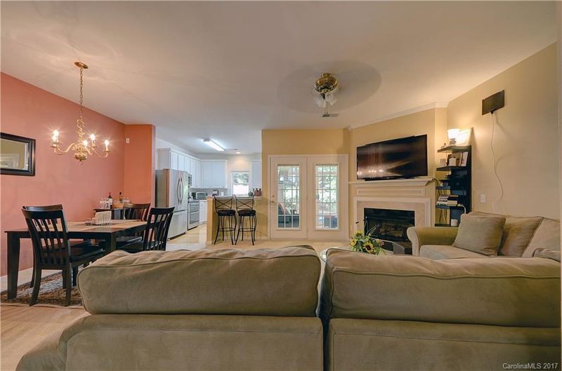 16632 Commons Creek Dr #108, Charlotte, NC 28277