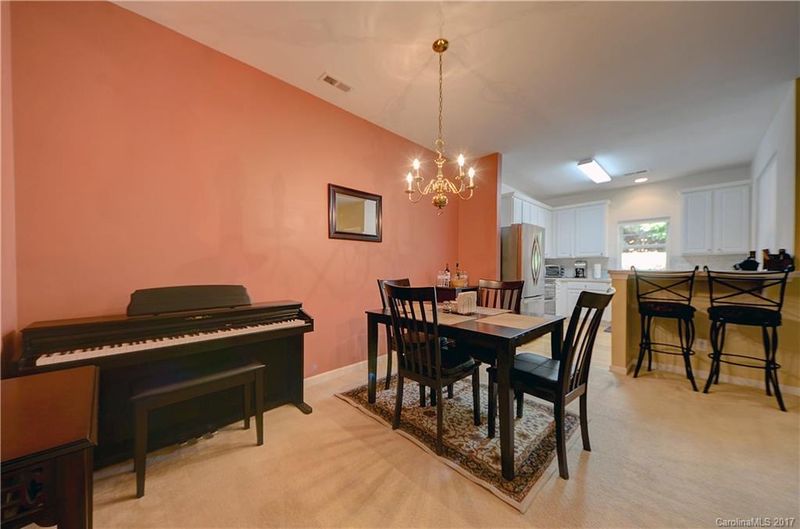 16632 Commons Creek Dr #108, Charlotte, NC 28277