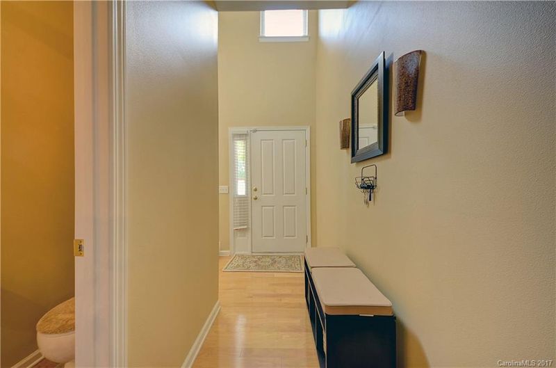 16632 Commons Creek Dr #108, Charlotte, NC 28277