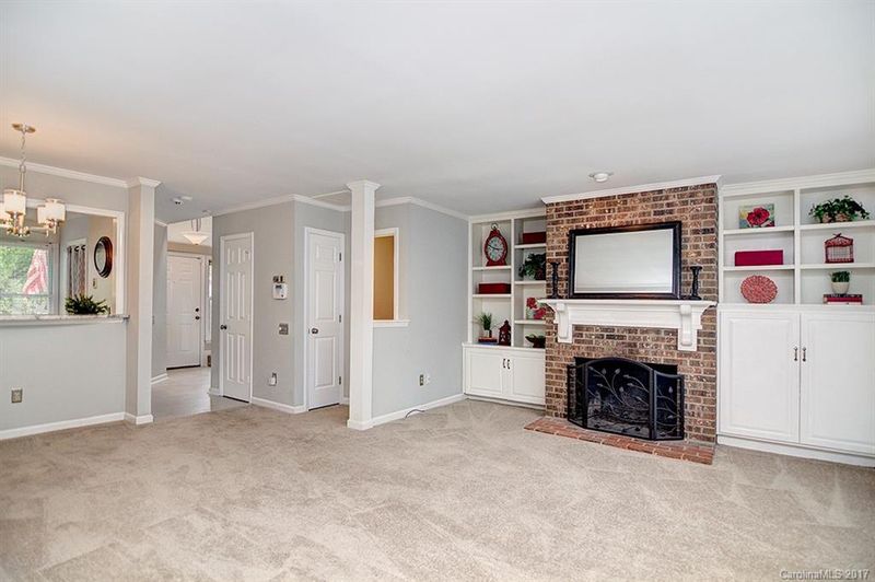 8263 Legare Ct #--, Charlotte, NC 28210