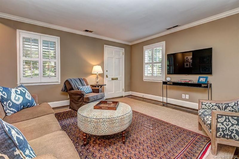 2514 Chesterfield Ave, Charlotte, NC 28205