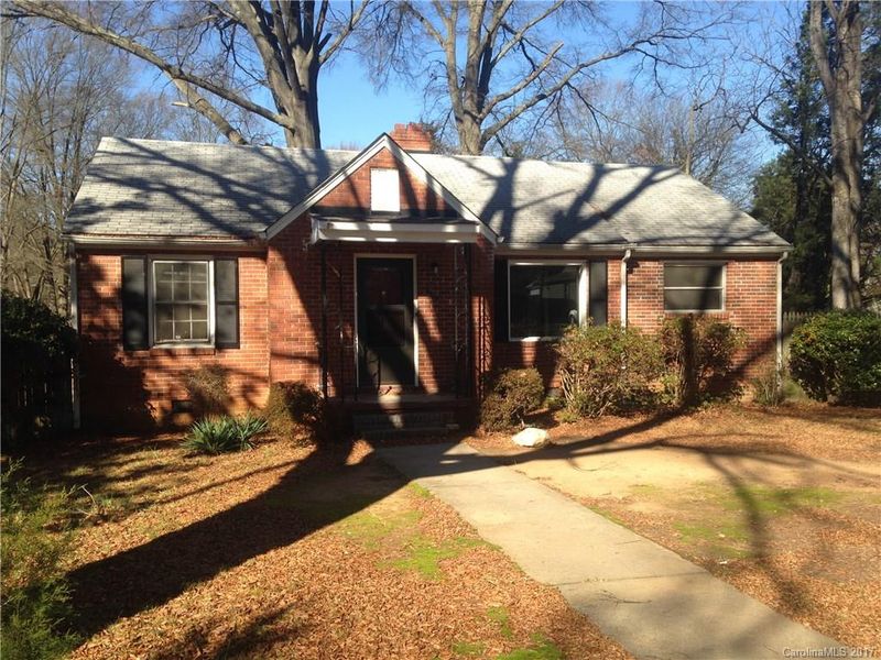 3918 Sarah Dr, Charlotte, NC 28217
