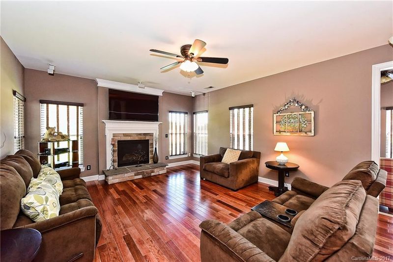 7909 Bridgegate Dr, Huntersville, NC 28078