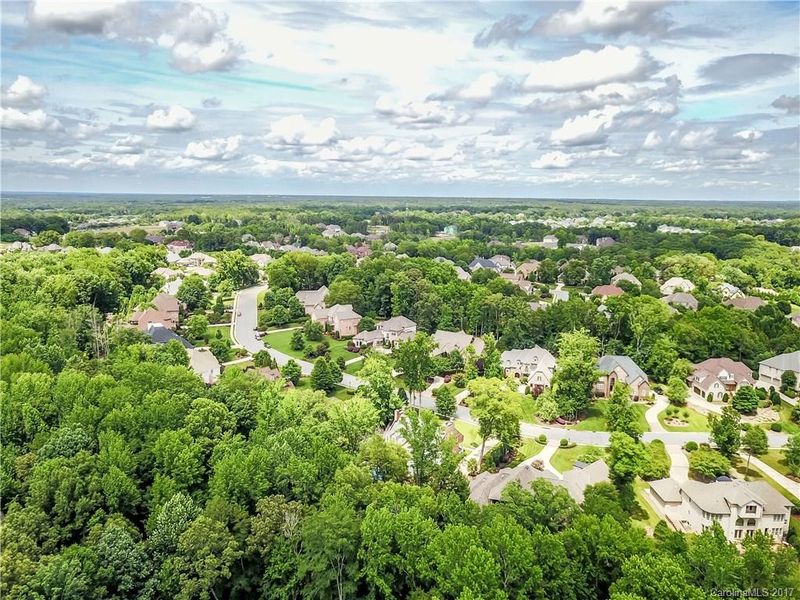 1400 Funny Cide Dr, Waxhaw, NC 28173