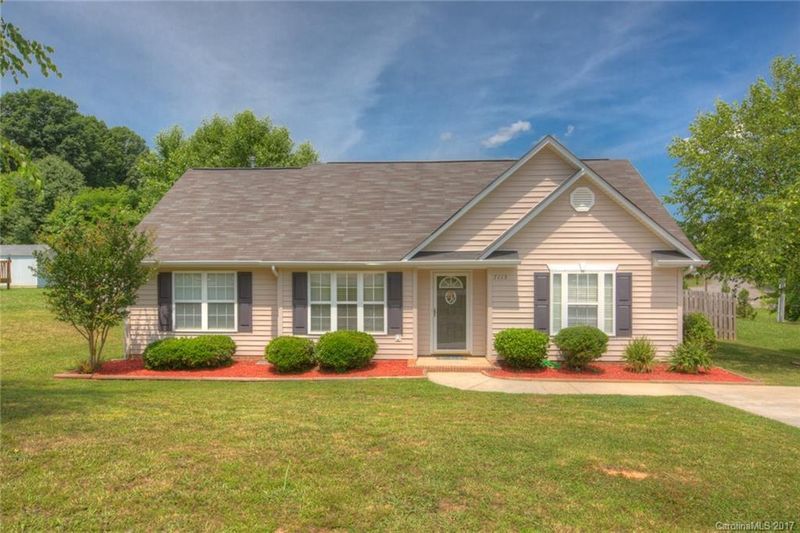 7115 Marlin St, Gastonia, NC 28056