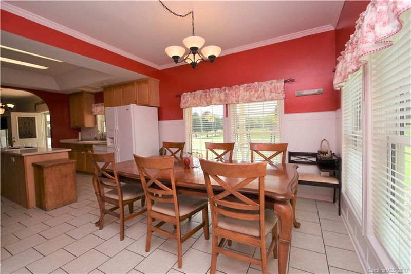 1618 Shoal Rd, Lincolnton, NC 28092