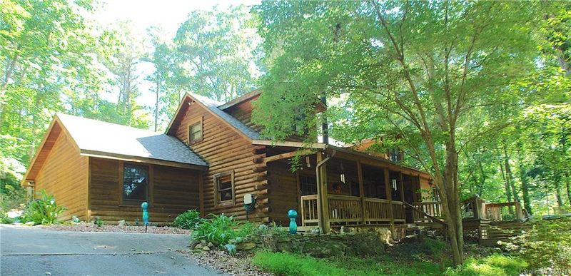 762 Spring Lake Dr, Iron Station, NC 28080