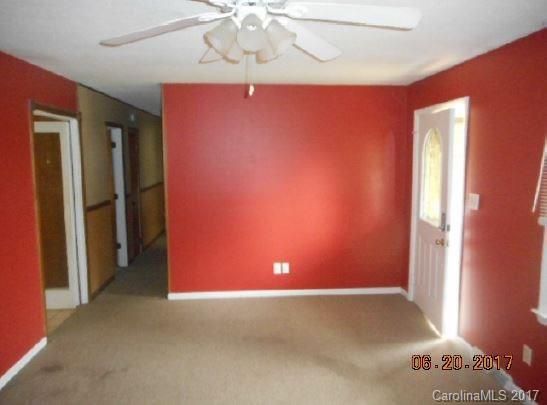 1652 Woolie Rd, Lincolnton, NC 28092