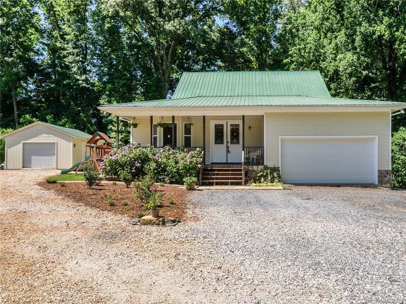 2789 Bush Rd, Clover, SC 29710