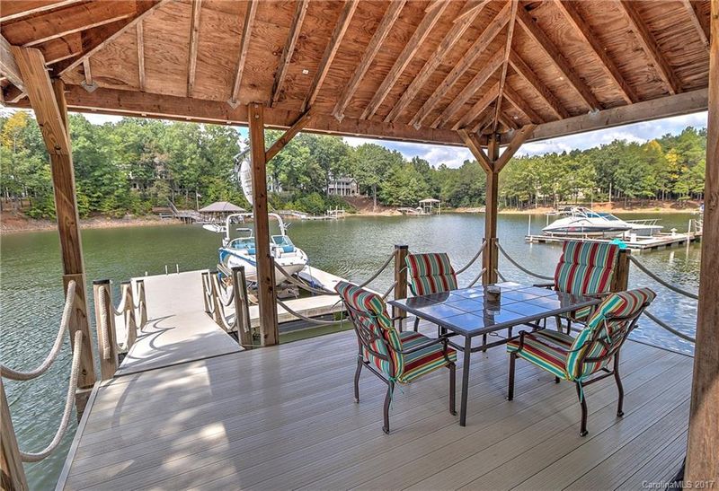 169 Bay Shore Loop, Mooresville, NC 28117