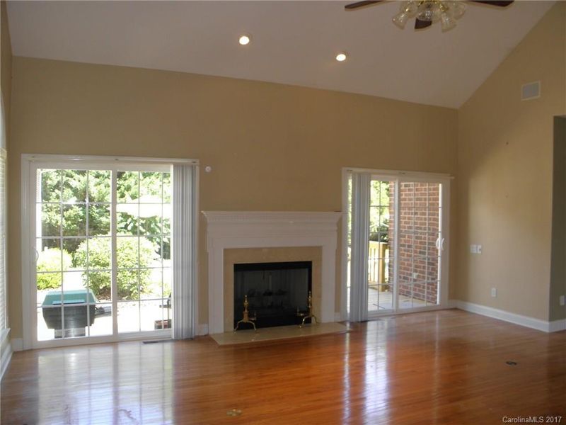 6027 Legacy Cir, Charlotte, NC 28277