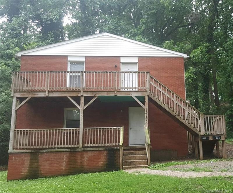 1953 Saint Mark St, Charlotte, NC 28216