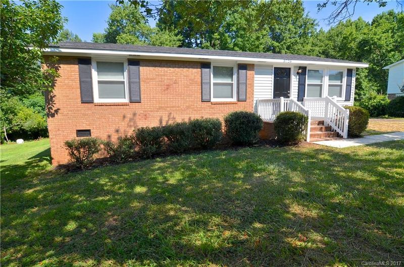 3726 Fieldcrest Cir, Concord, NC 28027