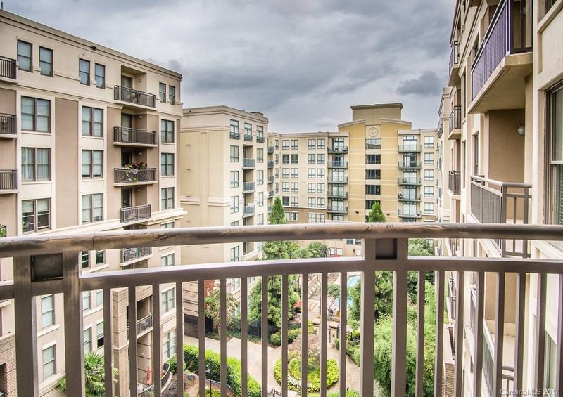 718 Trade St #603, Charlotte, NC 28202