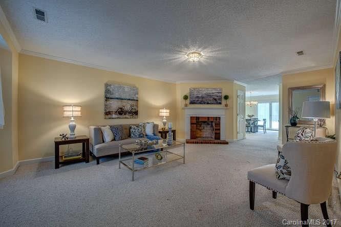 1695 Robinwood Rd #1, Gastonia, NC 28054