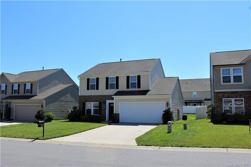 10884 Tailwater St, Davidson, NC 28036