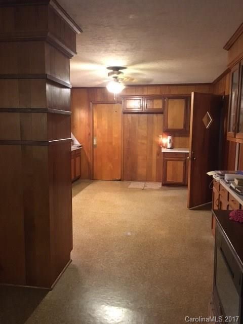 3908 Matthews Mint Hill Rd, Matthews, NC 28227
