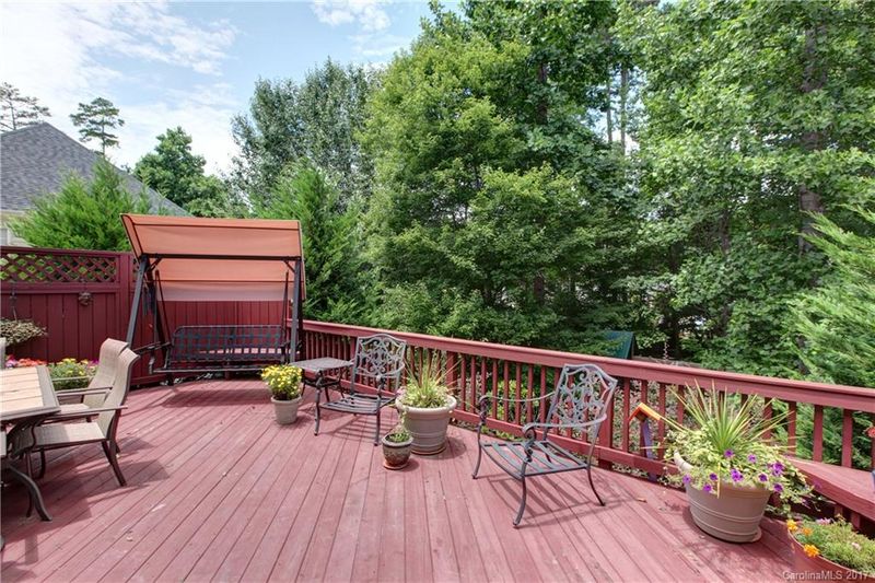 4520 Brentwood Dr, Belmont, NC 28012