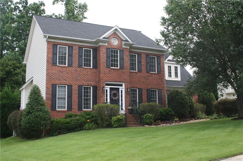 4520 Brentwood Dr, Belmont, NC 28012