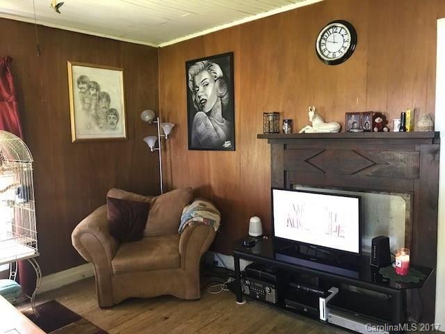 206 Roswell Rd, Harmony, NC 28634
