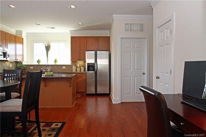 257 Harbour Place Dr #13 Bldg 1, Davidson, NC 28036