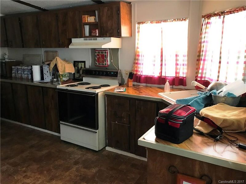 1208 Brook Path Trl, Denver, NC 28037