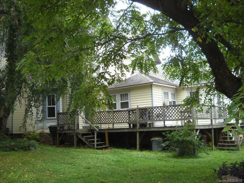 304 N Eastway Dr, Troutman, NC 28166