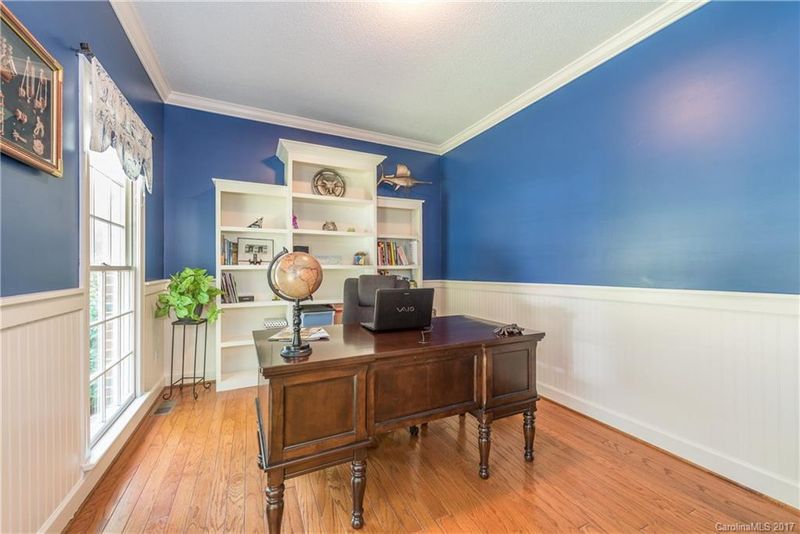 1672 Sharon Ln, Lancaster, SC 29720