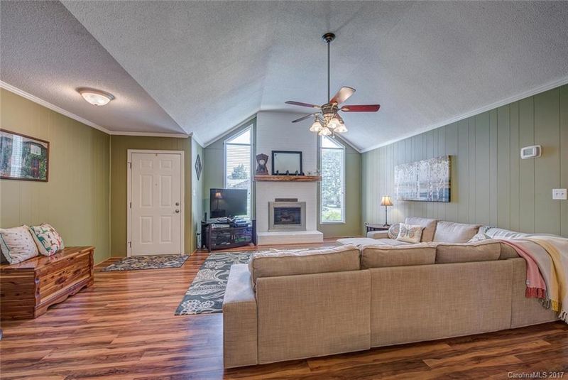 4613 Old Mill Rd, Gastonia, NC 28056