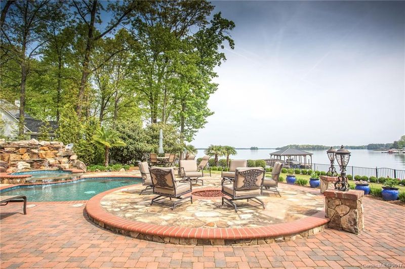 16909 Jetton Rd, Cornelius, NC 28031