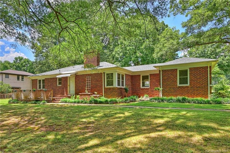5035 Cornelia Dr, Charlotte, NC 28269