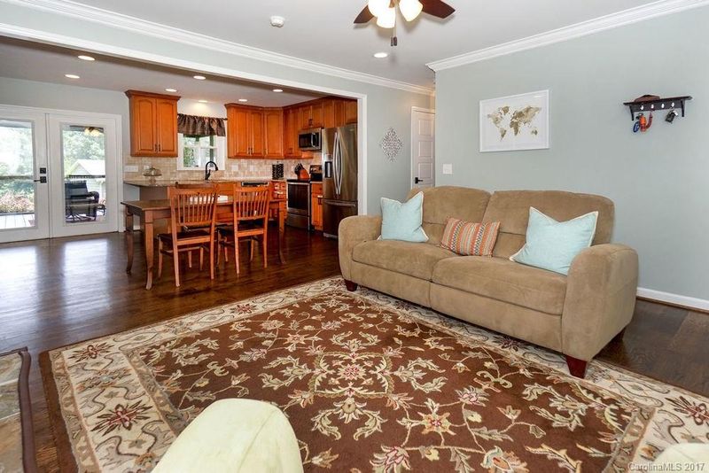 7992 Barkley Rd #15B, Sherrills Ford, NC 28673