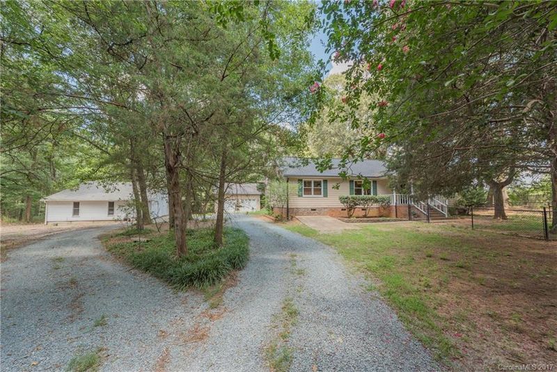 2407 Morgan Mill Rd, Monroe, NC 28110